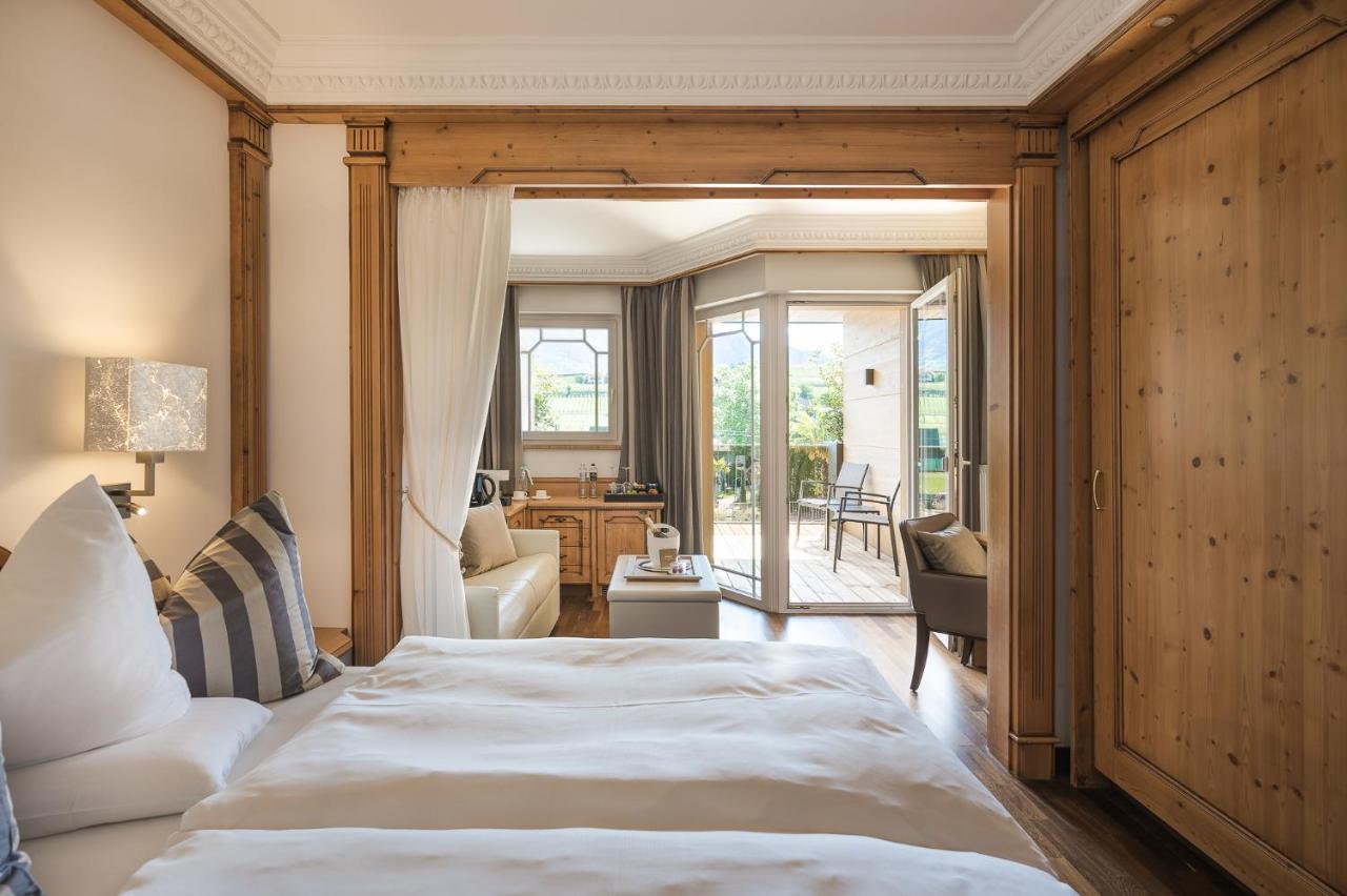 Weinegg Wellviva Resort Appiano Sulla Strada Del Vino Bagian luar foto