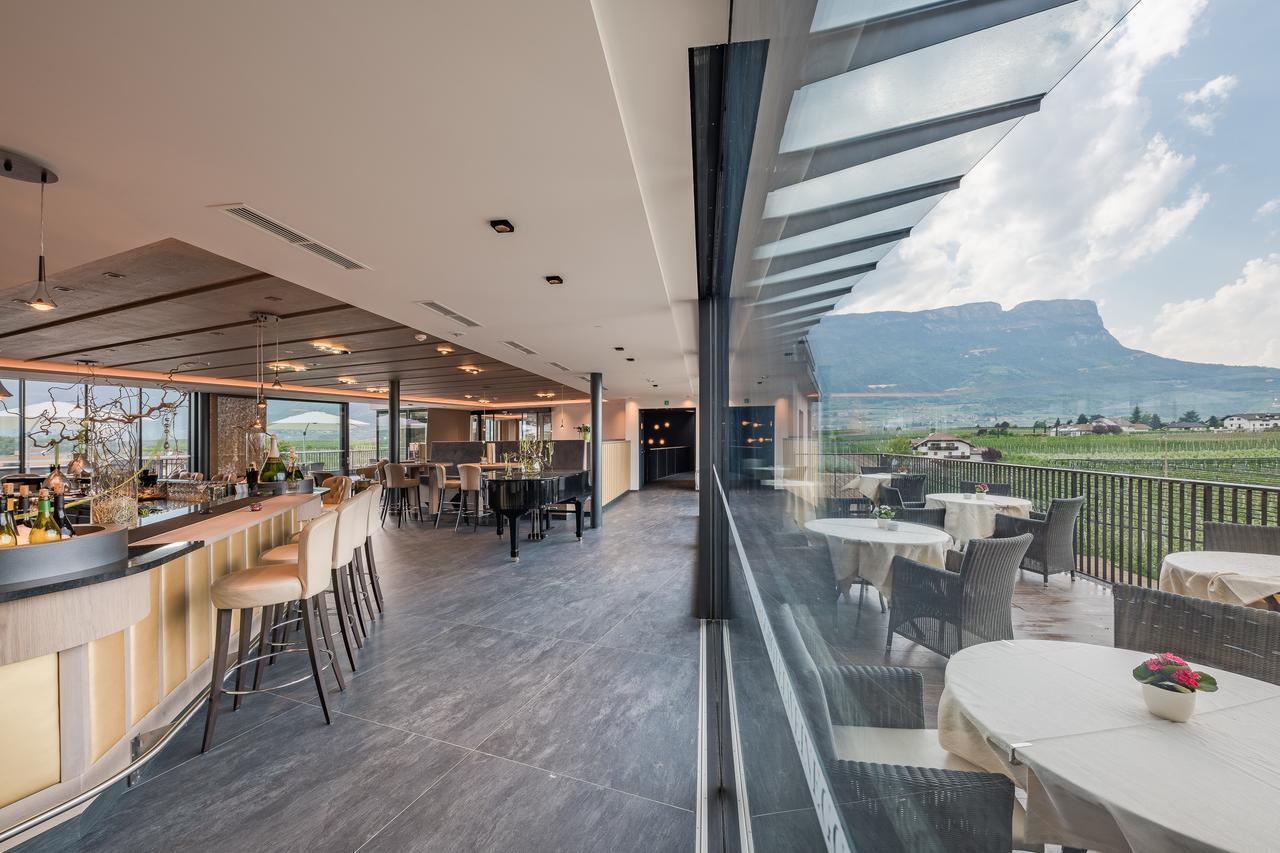 Weinegg Wellviva Resort Appiano Sulla Strada Del Vino Bagian luar foto
