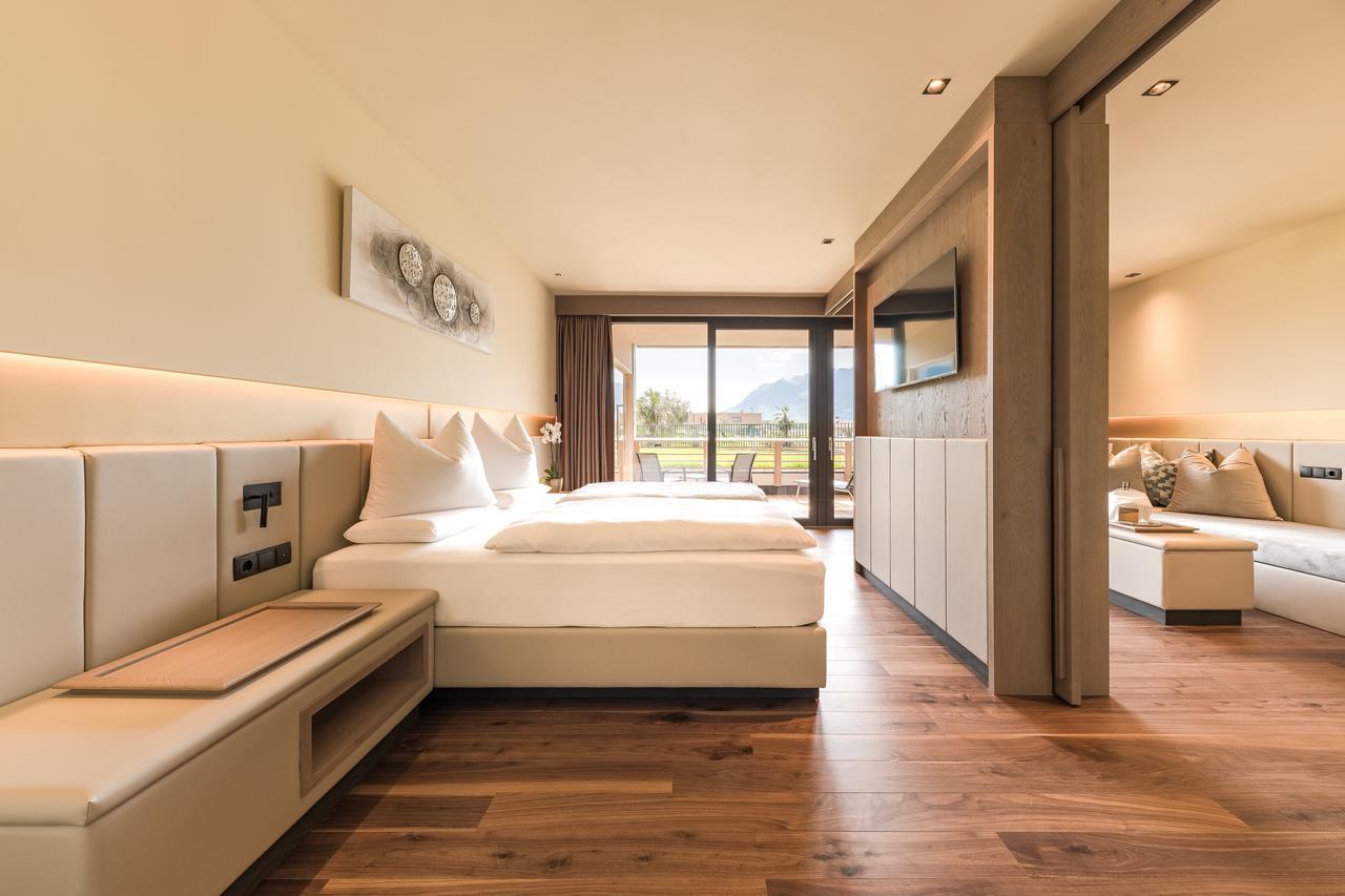 Weinegg Wellviva Resort Appiano Sulla Strada Del Vino Bagian luar foto