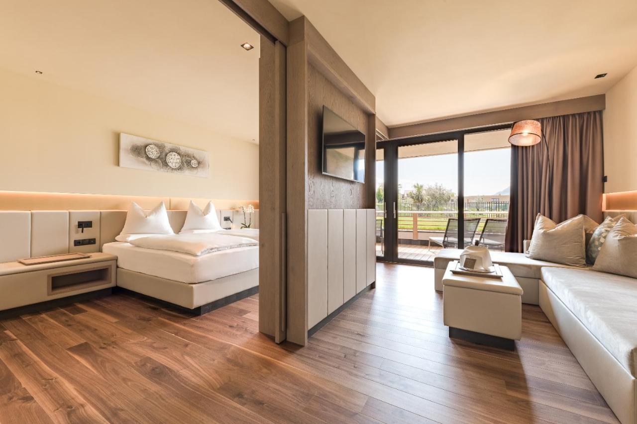 Weinegg Wellviva Resort Appiano Sulla Strada Del Vino Bagian luar foto