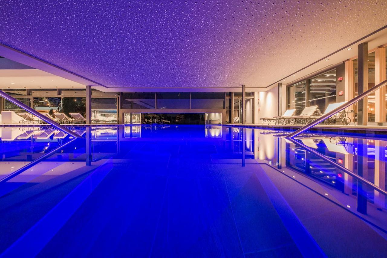 Weinegg Wellviva Resort Appiano Sulla Strada Del Vino Bagian luar foto